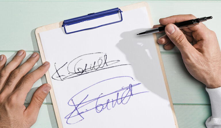 Firma parece falsa